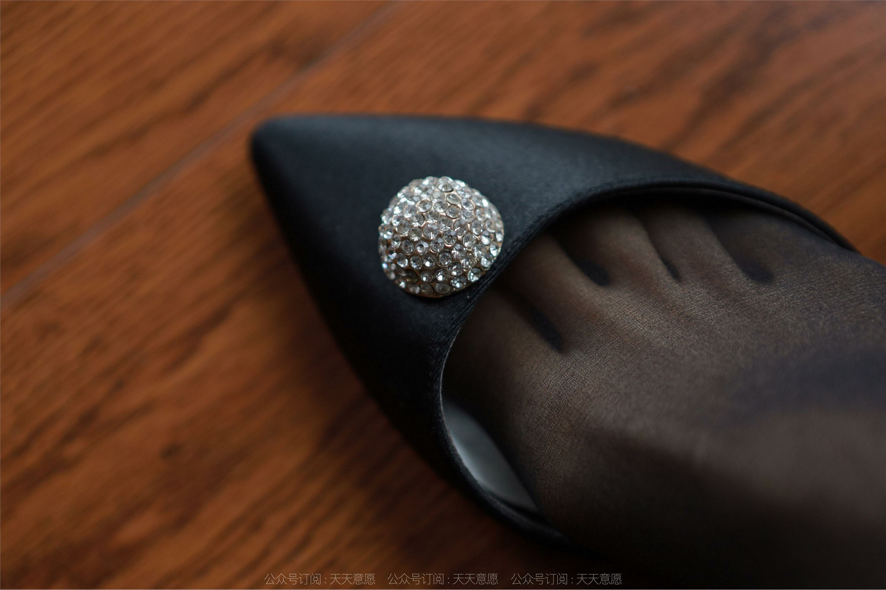 IESS异思趣向 2022.03.26 丝享家1040：美子《沙发上的黑丝》